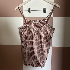 Madewell  top great layered or under overalls